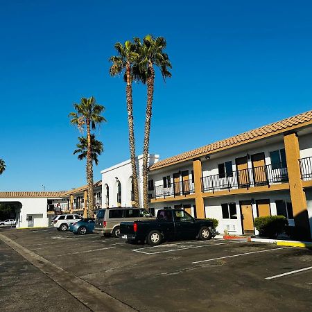 Casa Blanca Express & Suites Cypress Buena Park - Anaheim Area Exterior photo